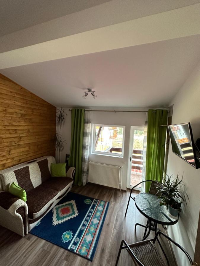 Casa Rares Busteni Bagian luar foto