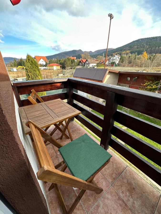 Casa Rares Busteni Bagian luar foto